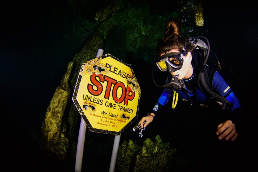 What Precautions Do Cave Divers Take?